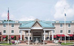 Comfort Inn And Suites Colonial Sturbridge